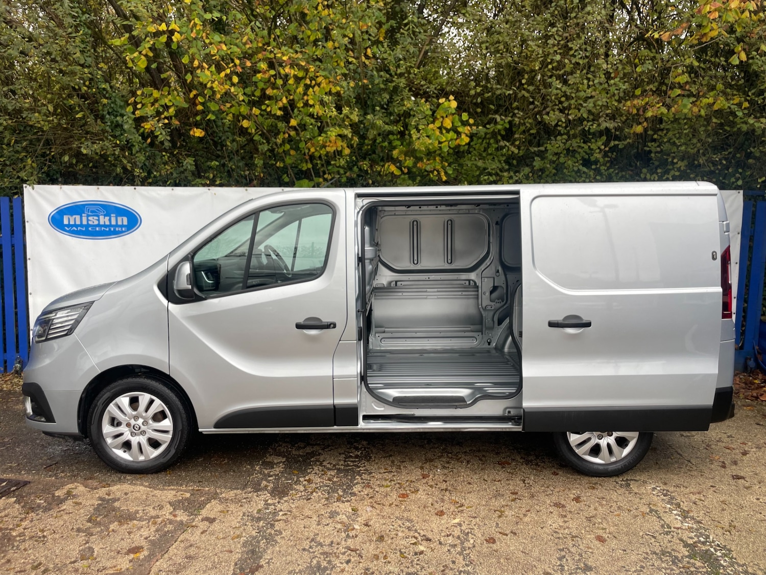 Used Renault Trafic 2023 for sale - 76506102: Photo 8