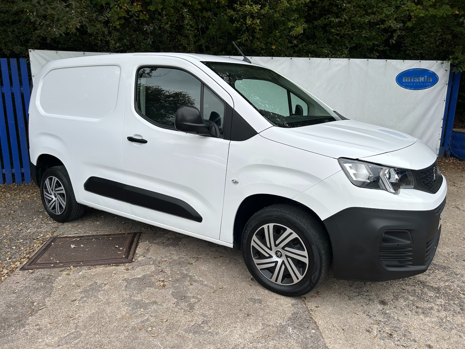 Used Peugeot Partner 2021 for sale - 76309659: Photo 3
