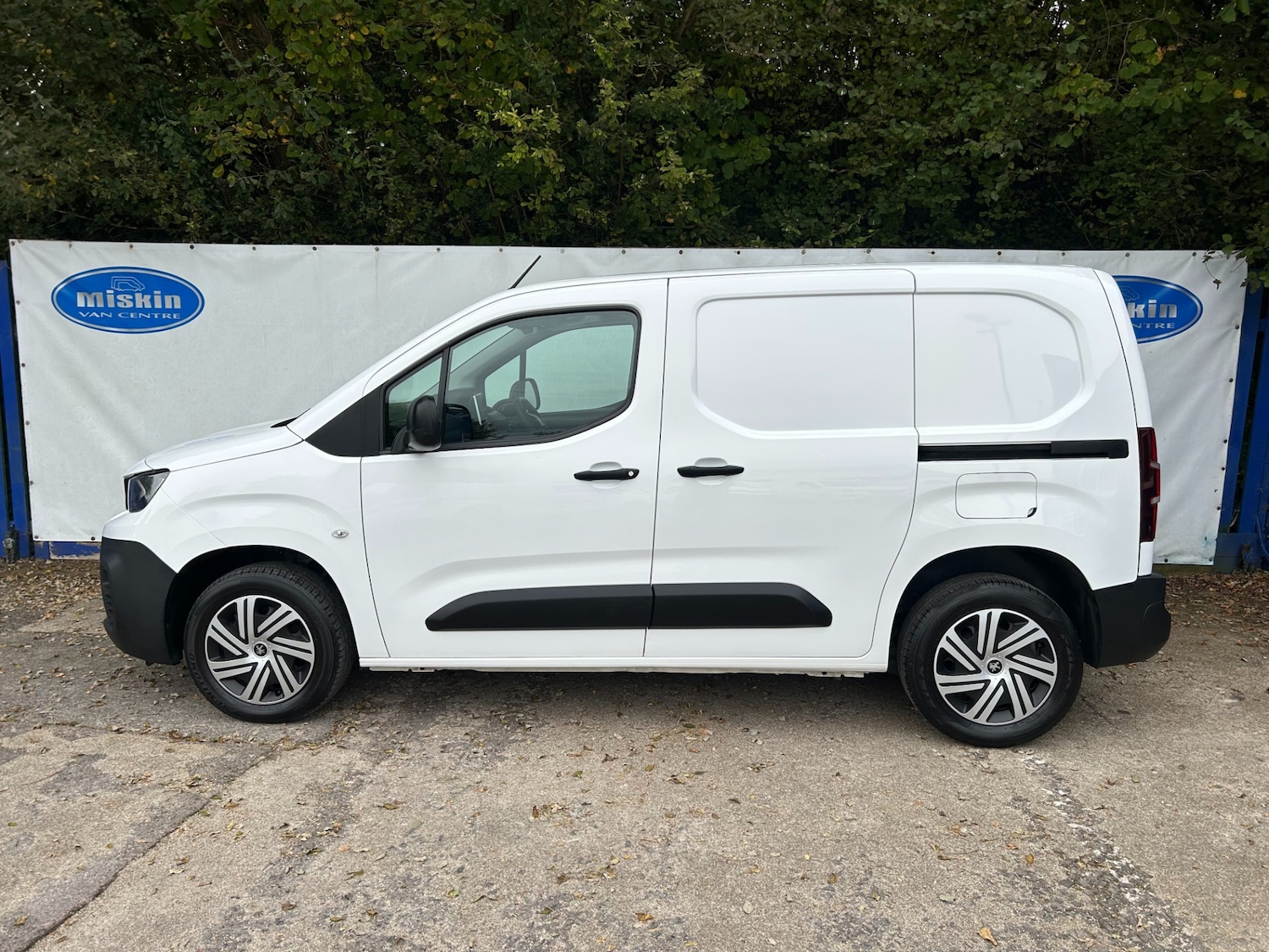 Used Peugeot Partner 2021 for sale - 76309659: Photo 7