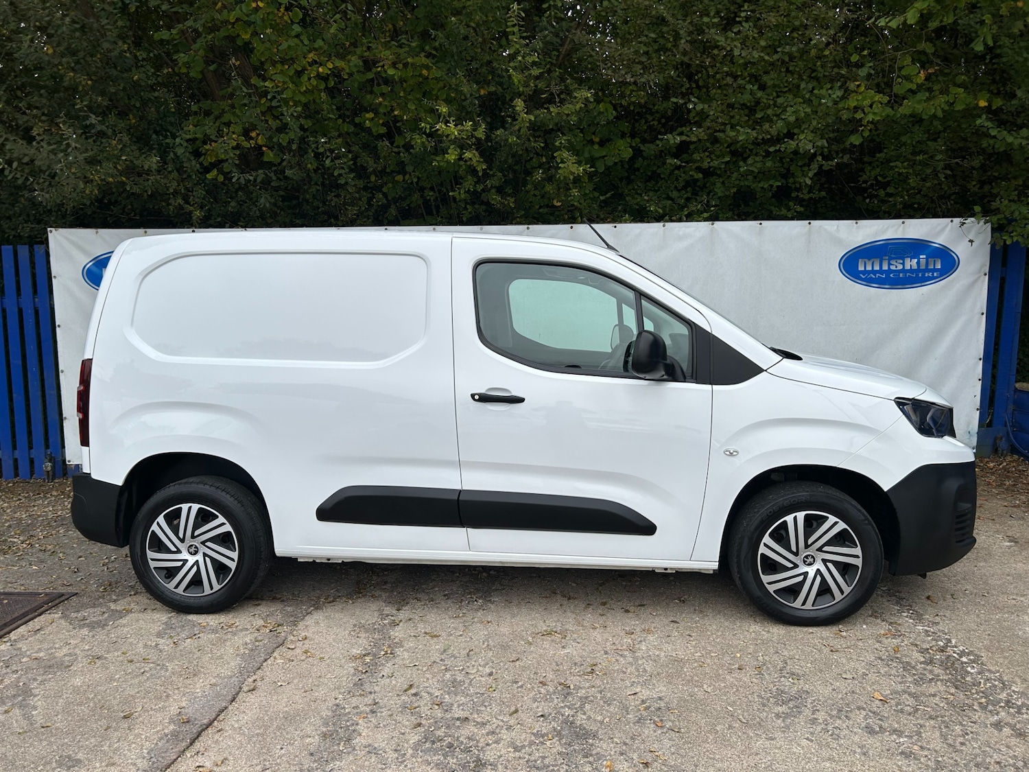 Used Peugeot Partner 2021 for sale - 76309659: Photo 8
