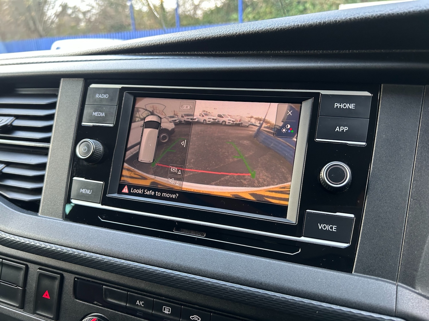 Used Volkswagen Transporter 2022 for sale - 76893369: Photo 17