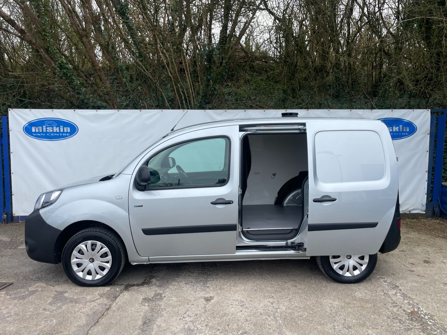 Used Renault Kangoo 2020 for sale - 77984955: Photo 8