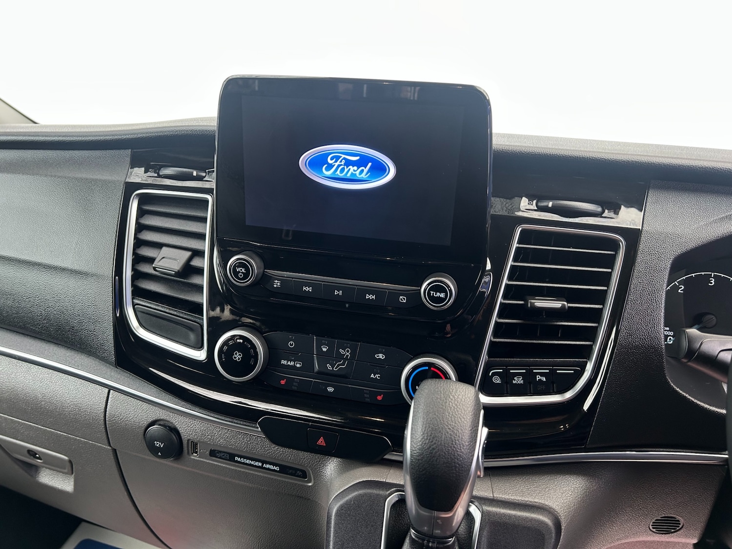 Used Ford Tourneo Custom 2023 for sale - 77337856: Photo 11