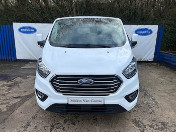 Used Ford Tourneo Custom 2023 for sale - 77337856: Photo