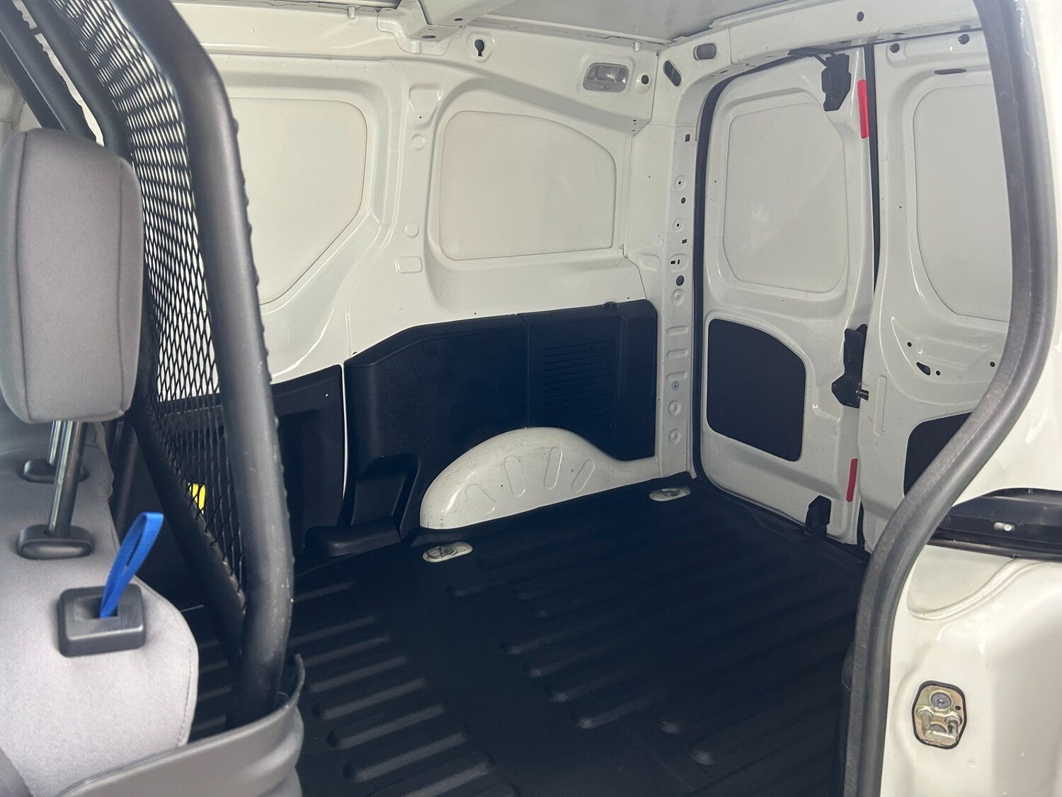 Used Peugeot Partner 2016 for sale - 77545544: Photo 10