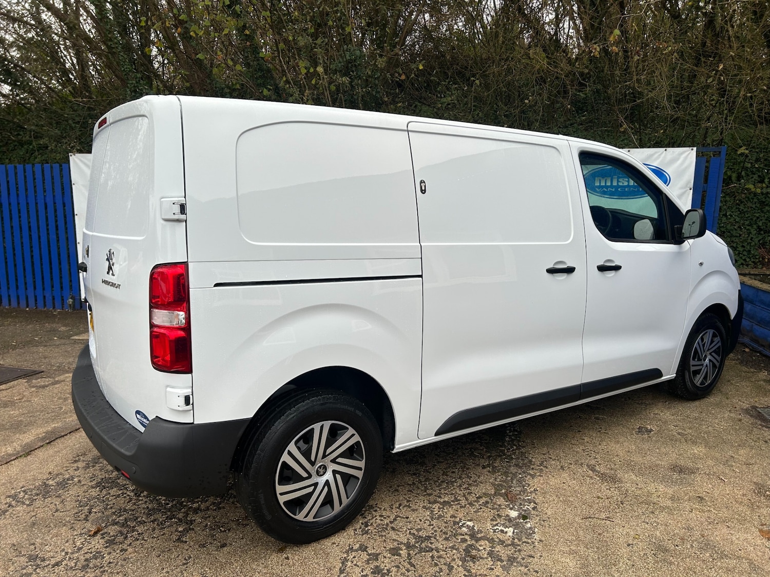 Used Peugeot Expert 2022 for sale - 76736607: Photo 6