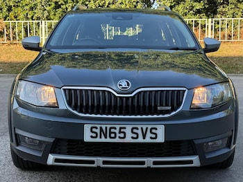 Used Skoda Octavia 2015 for sale - 79464513: Photo