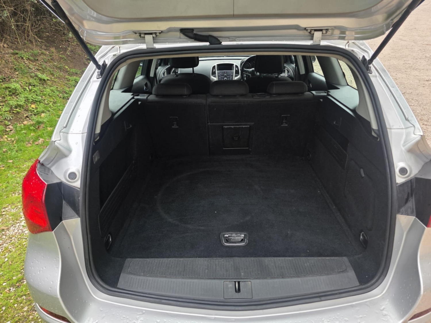 Used Vauxhall Astra 2012 for sale - 76479541: Photo 6