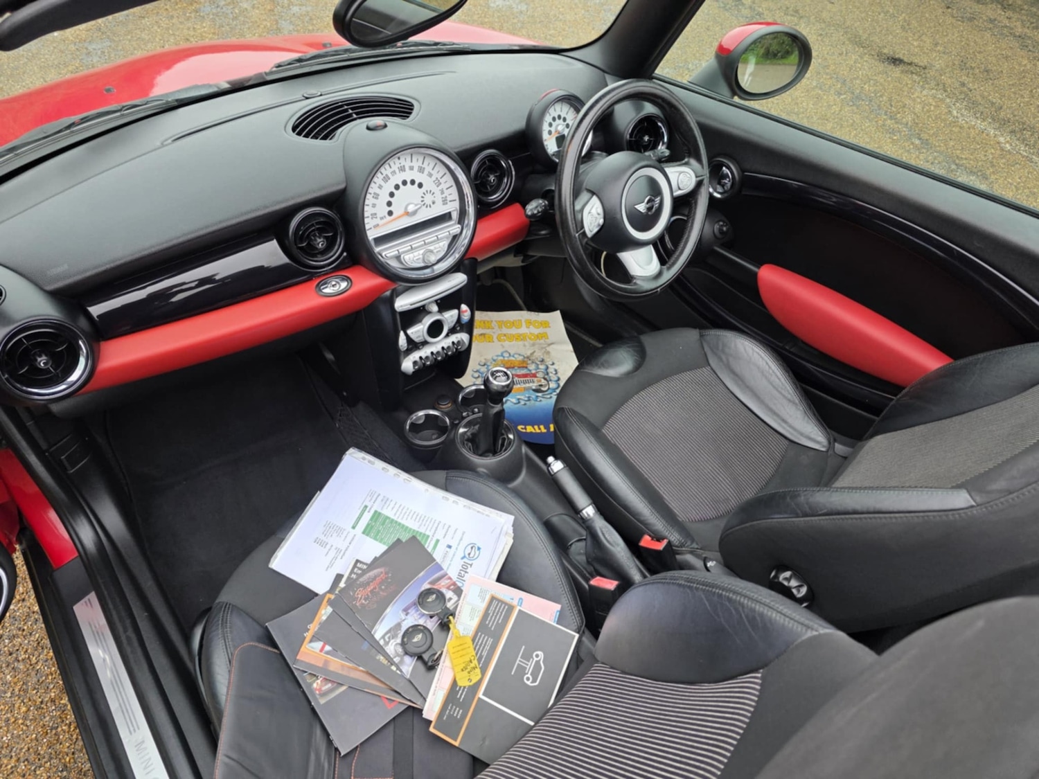 Used MINI Convertible 2009 for sale - 76180907: Photo 12