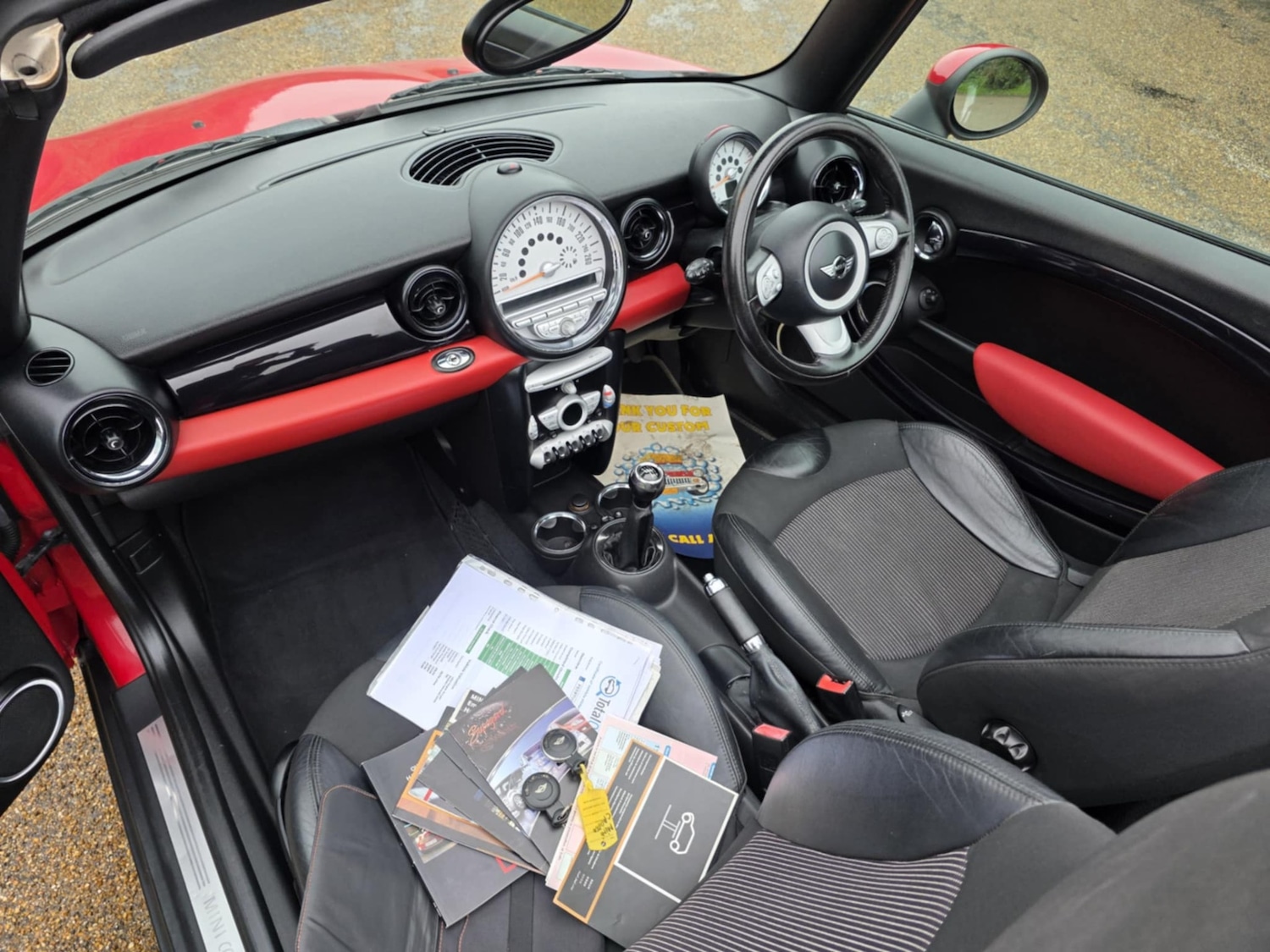 Used MINI Convertible 2009 for sale - 76180907: Photo 8