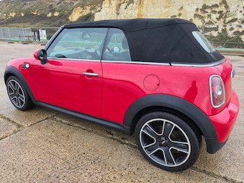 Used MINI Convertible 2009 for sale - 77701144: Photo