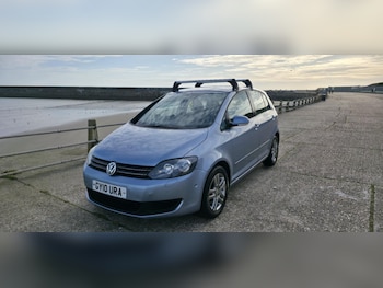 Used Volkswagen Golf Plus 2010 for sale - 76037954: Photo