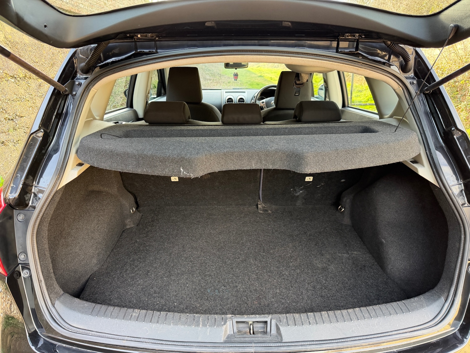 Used Nissan Qashqai 2009 for sale - 77945832: Photo 14