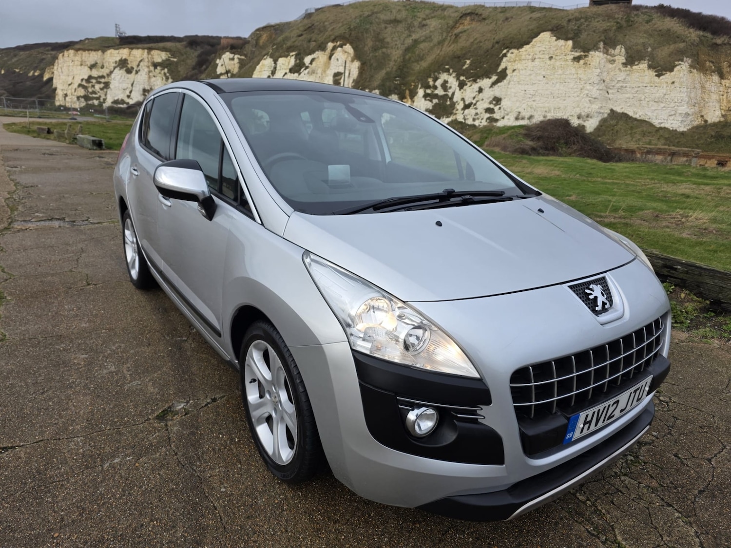 Used Peugeot 3008 2012 for sale - 77363312: Photo 1
