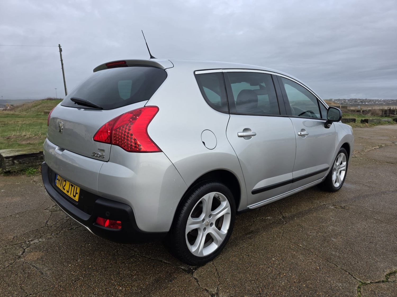 Used Peugeot 3008 2012 for sale - 77363312: Photo 11