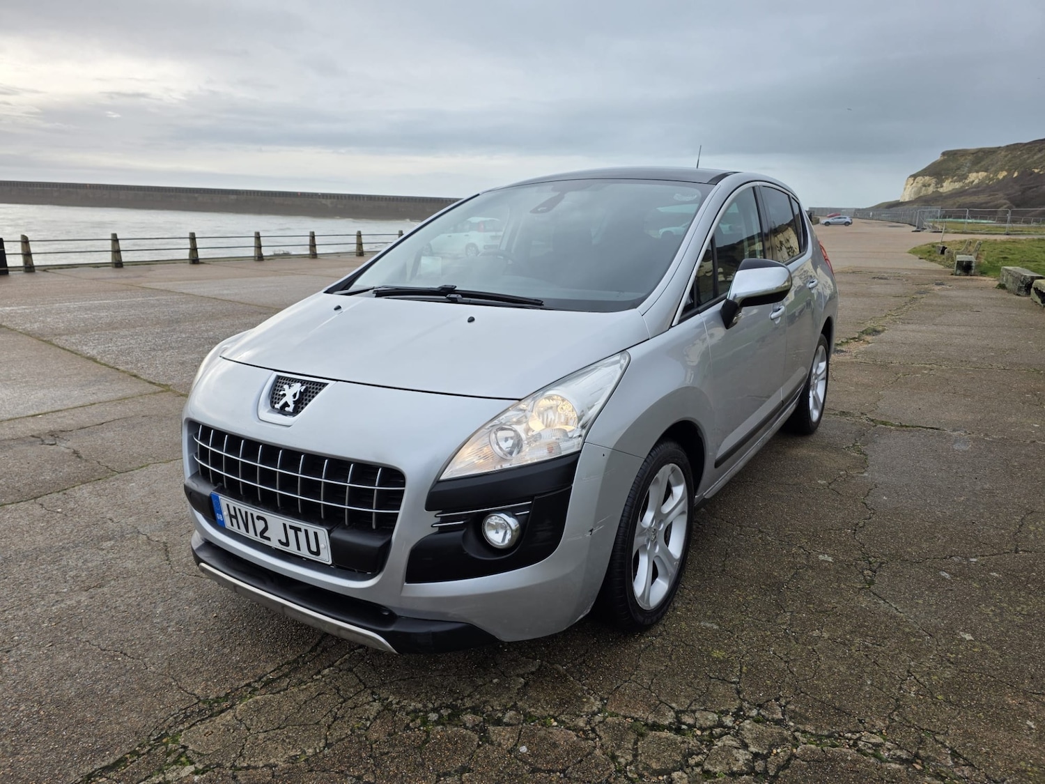 Used Peugeot 3008 2012 for sale - 77363312: Photo 3