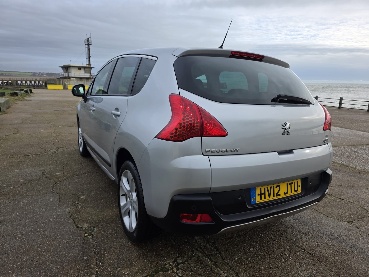 Used Peugeot 3008 2012 for sale - 77363312: Photo 9