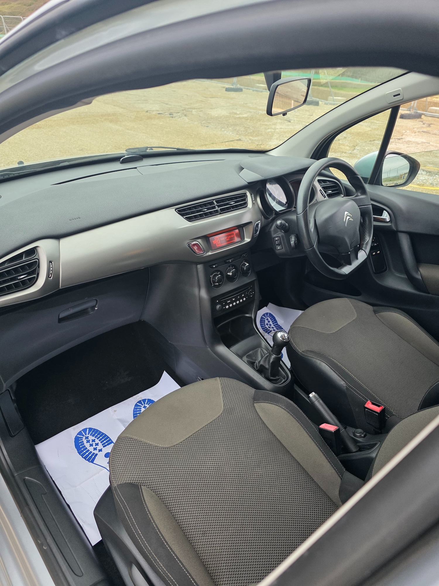 Used Citroen C3 2013 for sale - 77946057: Photo 11