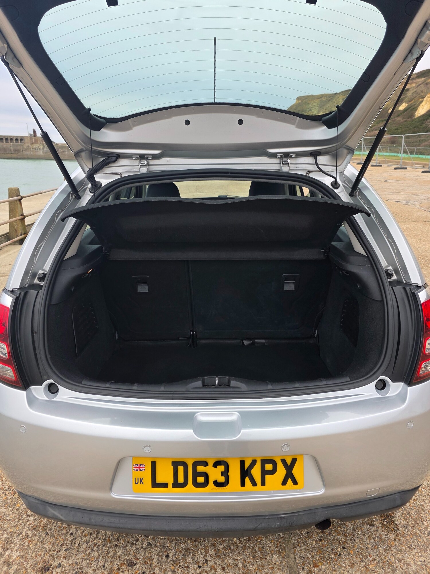 Used Citroen C3 2013 for sale - 77946057: Photo 13