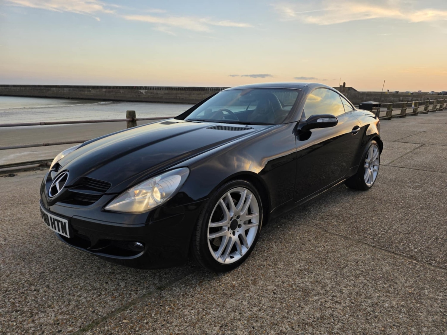 Used Mercedes-Benz SLK 2008 for sale - 76252670: Photo 2