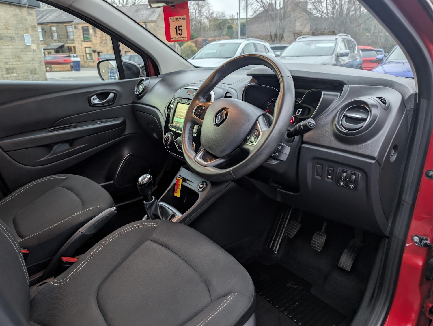 Used Renault Captur 2018 for sale - 77697005: Photo 26