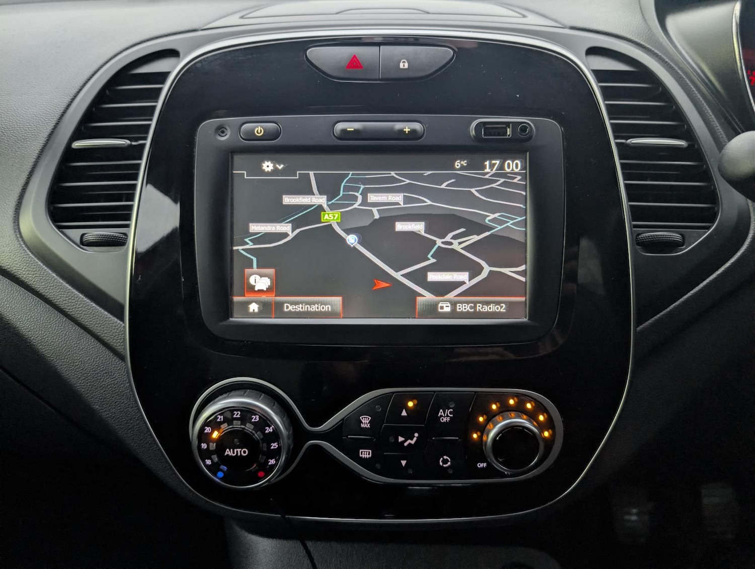 Used Renault Captur 2018 for sale - 77697005: Photo 37