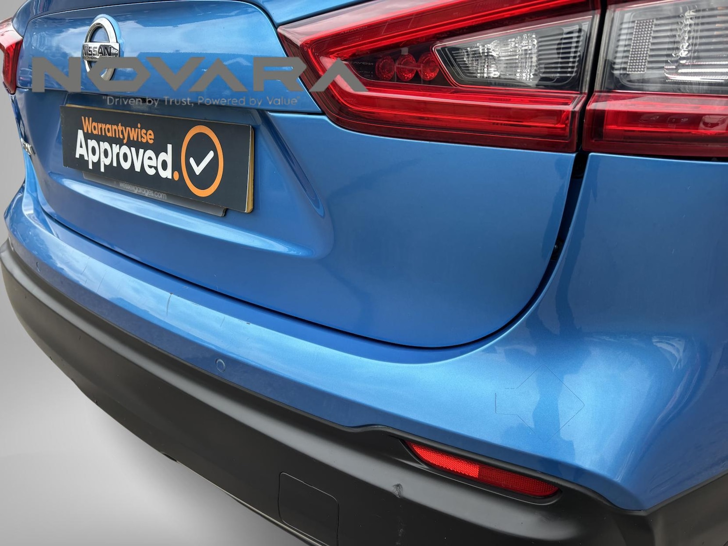 Used Nissan Qashqai 2017 for sale - 77697001: Photo 18