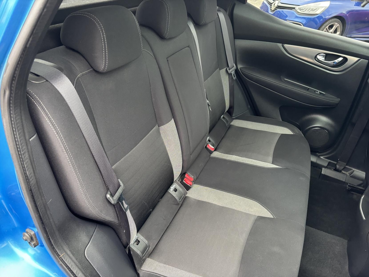 Used Nissan Qashqai 2017 for sale - 77697001: Photo 41