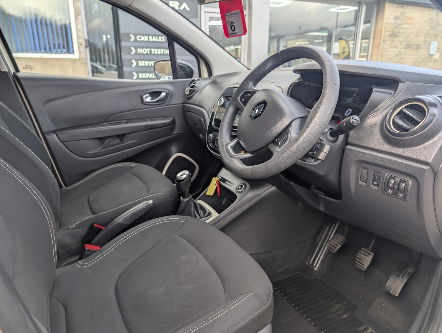 Used Renault Captur 2018 for sale - 77696987: Photo 26