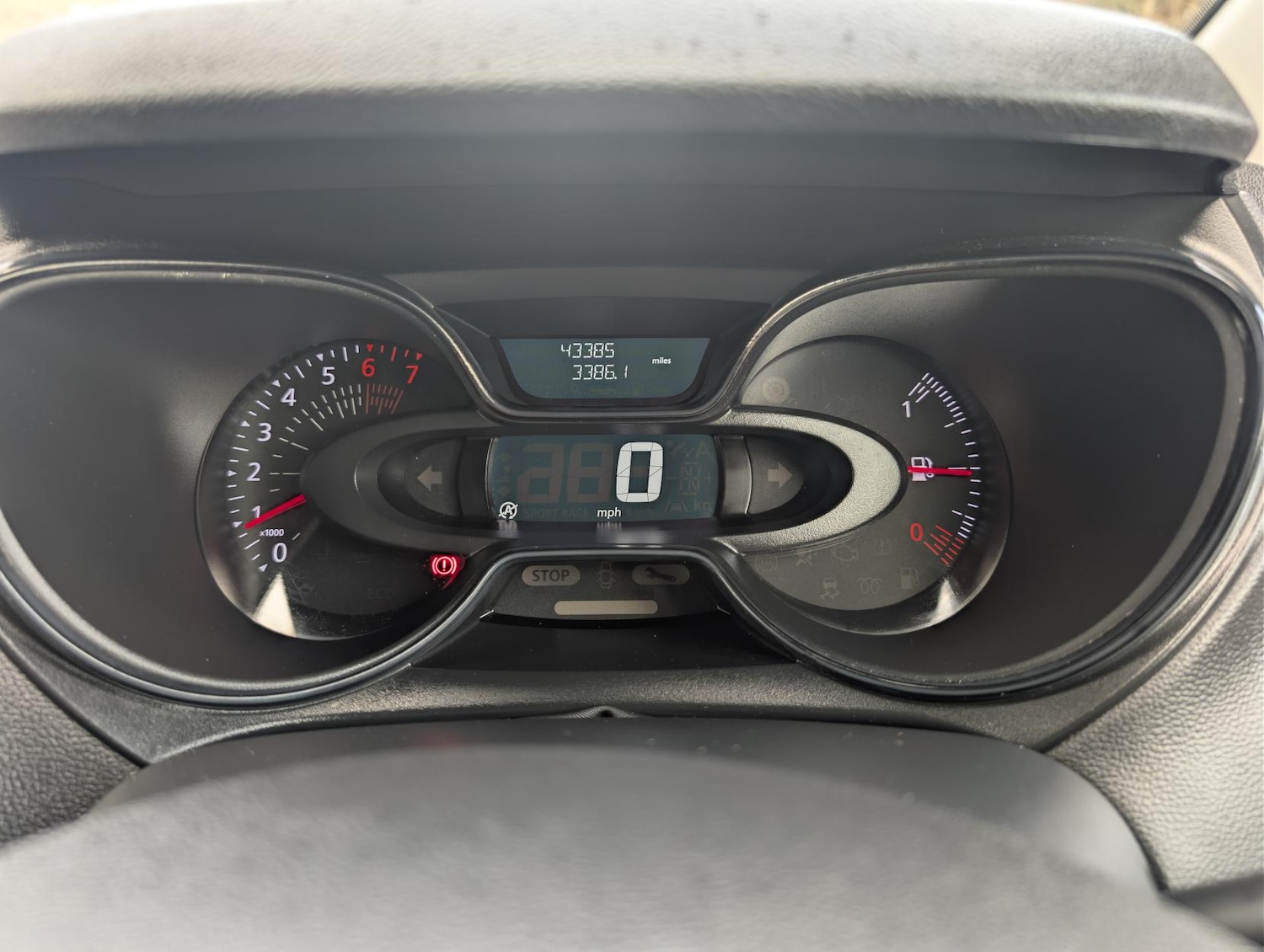 Used Renault Captur 2018 for sale - 77696987: Photo 31