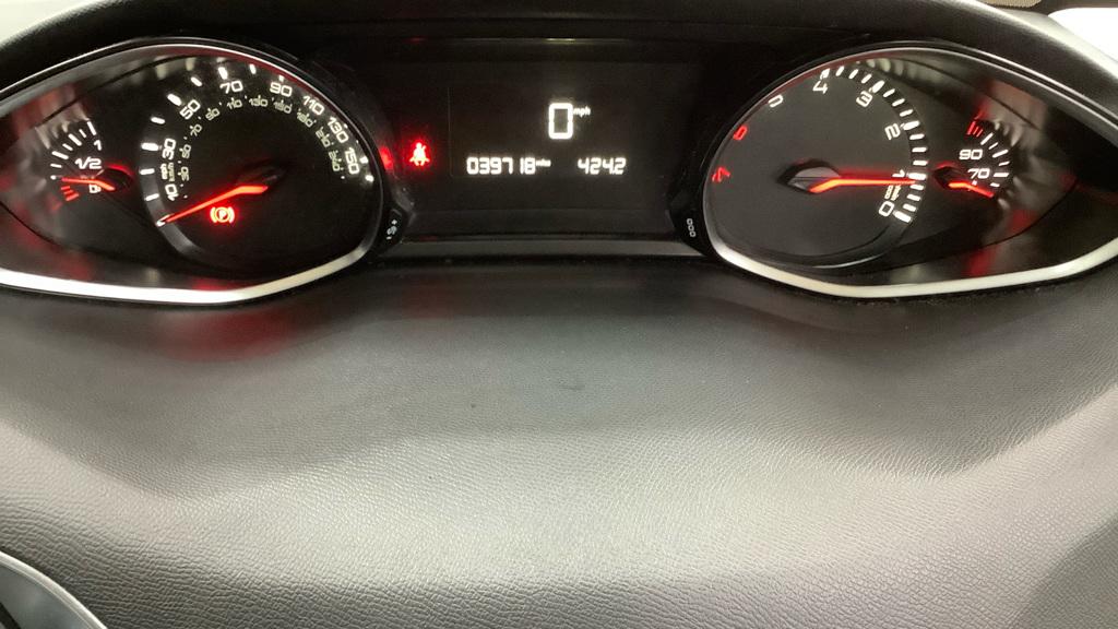 Used Peugeot 308 2018 for sale - 77910776: Photo 11