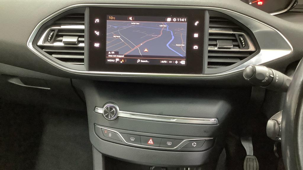 Used Peugeot 308 2018 for sale - 77910776: Photo 12