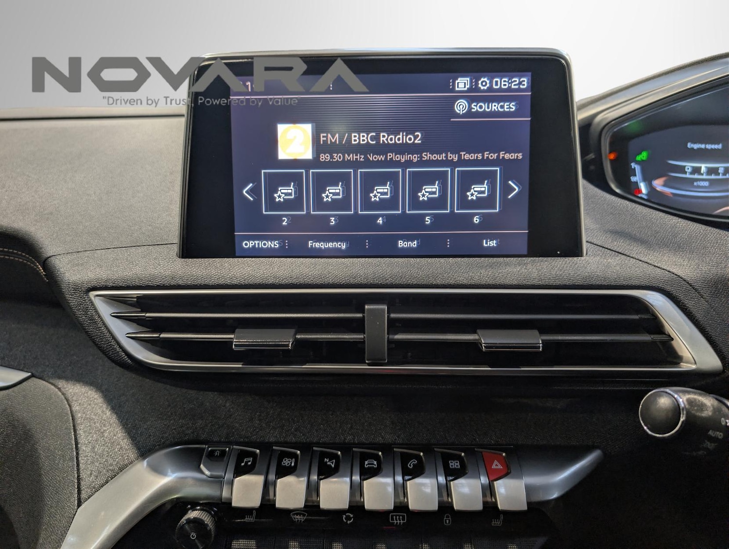 Used Peugeot 3008 2018 for sale - 77696990: Photo 35