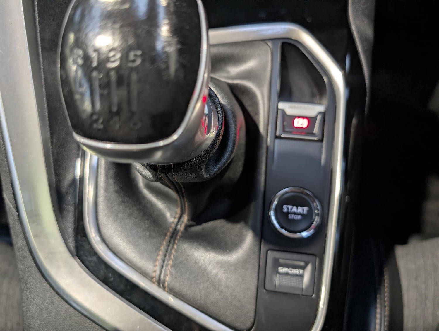 Used Peugeot 3008 2018 for sale - 77696990: Photo 39