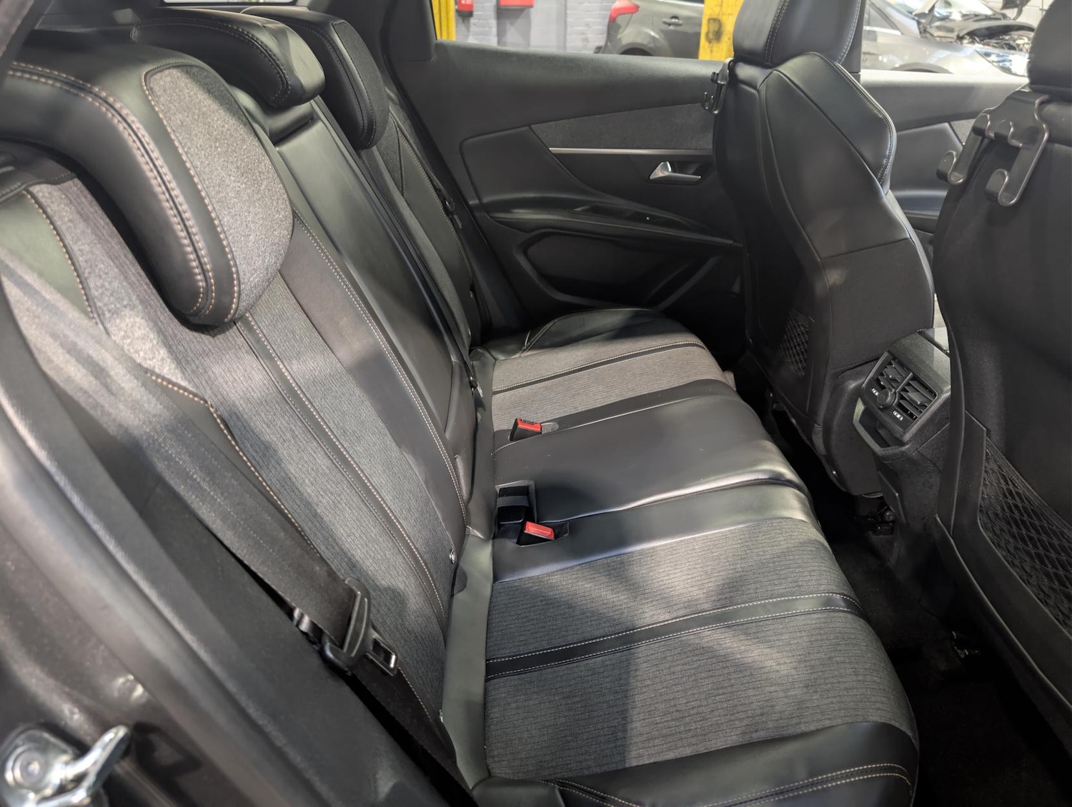 Used Peugeot 3008 2018 for sale - 77696990: Photo 44