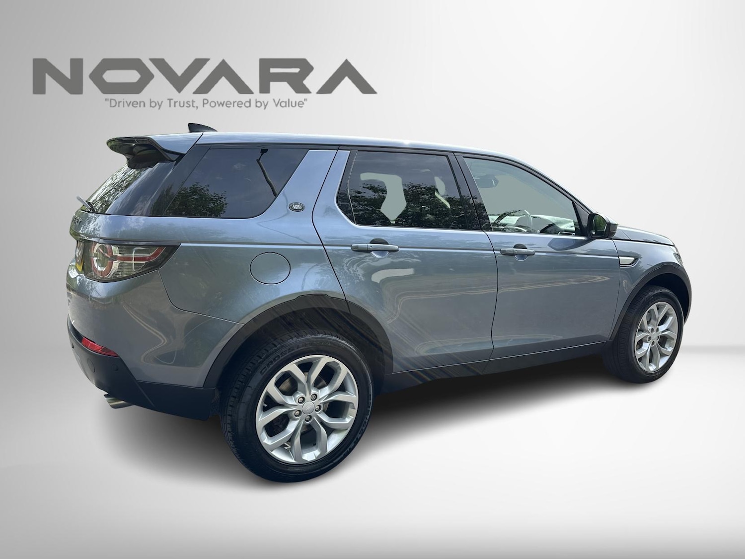 Used Land Rover Discovery Sport 2018 for sale - 77910778: Photo 18