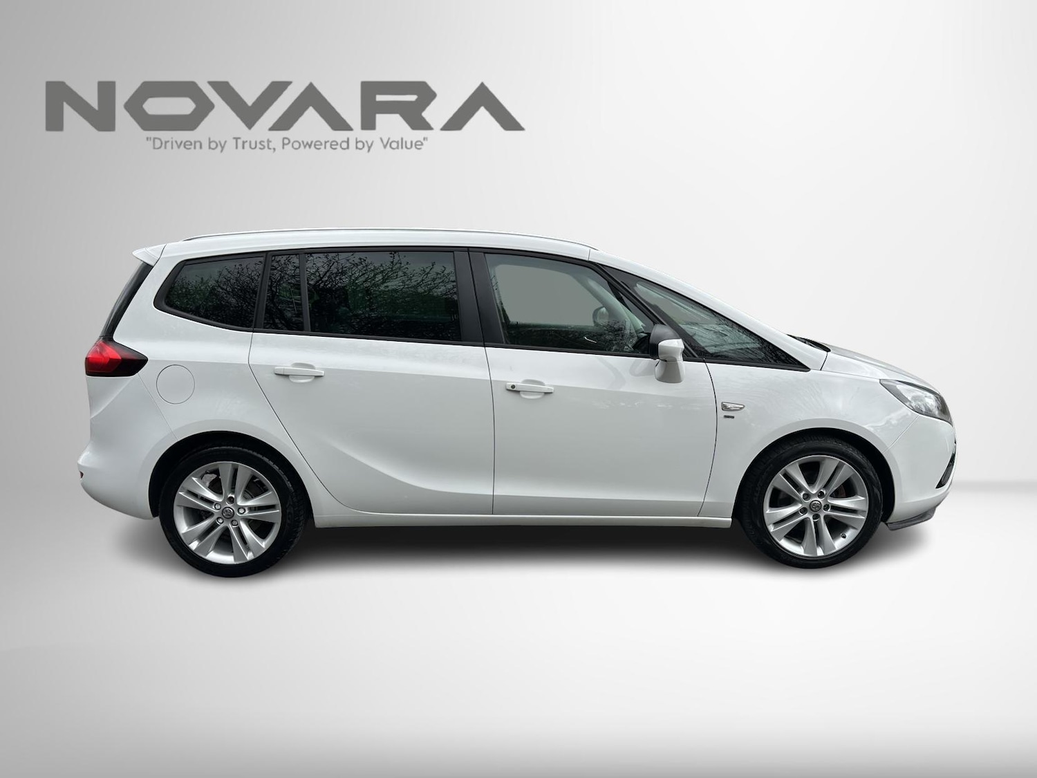 Used Vauxhall Zafira Tourer 2016 for sale - 77696970: Photo 20