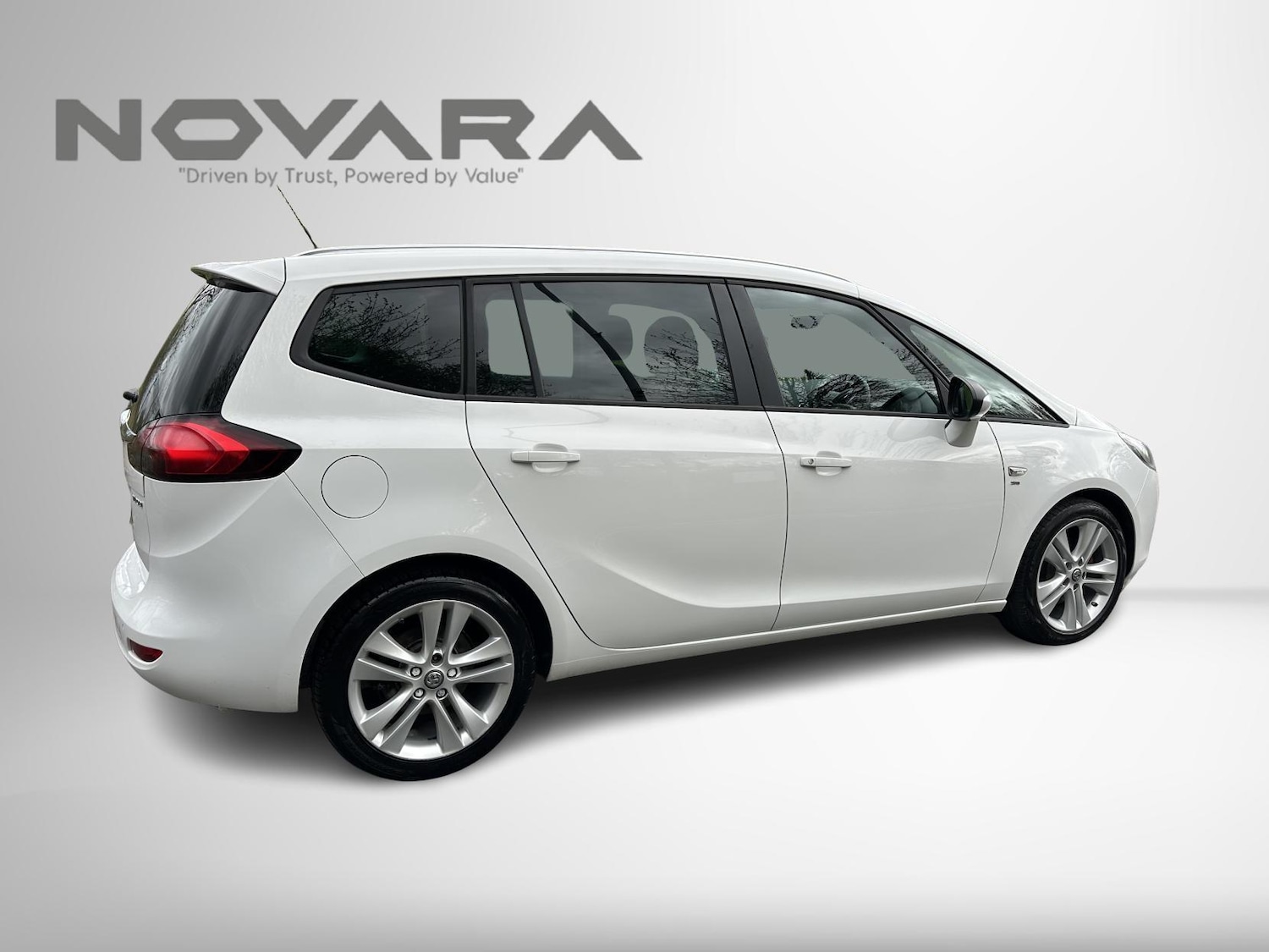 Used Vauxhall Zafira Tourer 2016 for sale - 77696970: Photo 22