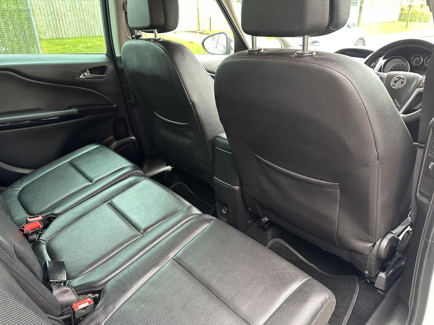 Used Vauxhall Zafira Tourer 2016 for sale - 77696970: Photo 36