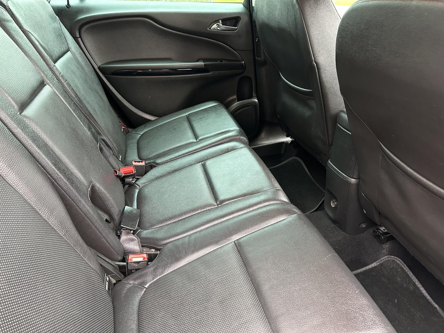 Used Vauxhall Zafira Tourer 2016 for sale - 77696970: Photo 38