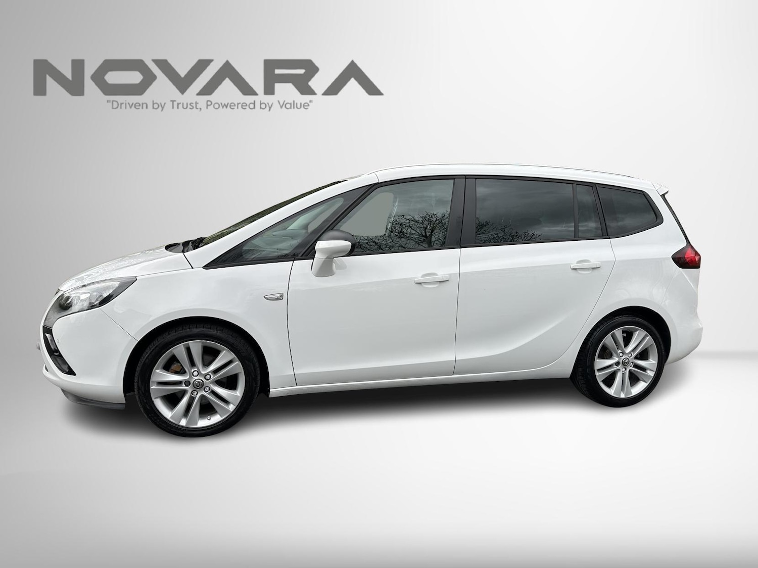 Used Vauxhall Zafira Tourer 2016 for sale - 77696970: Photo 6