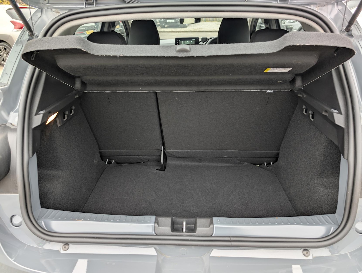 Used Dacia Sandero 2024 for sale - 77696979: Photo 40