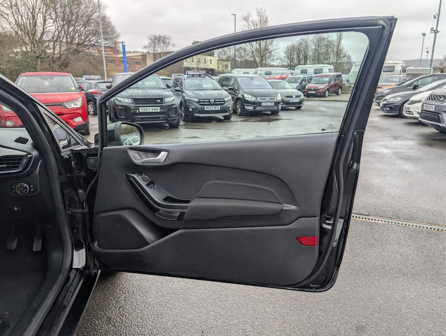 Used Ford Fiesta 2018 for sale - 77696988: Photo 21