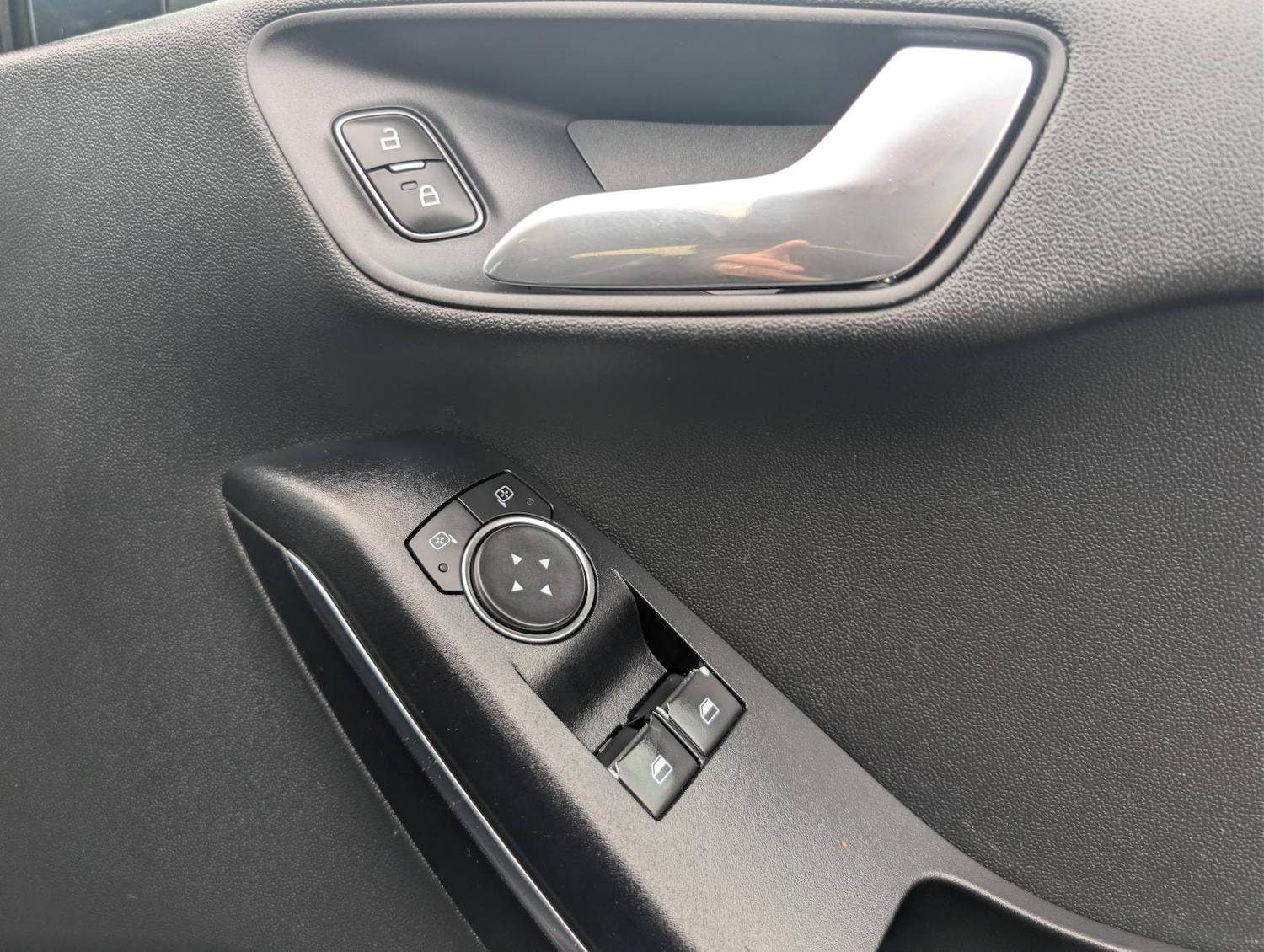 Used Ford Fiesta 2018 for sale - 77696988: Photo 22