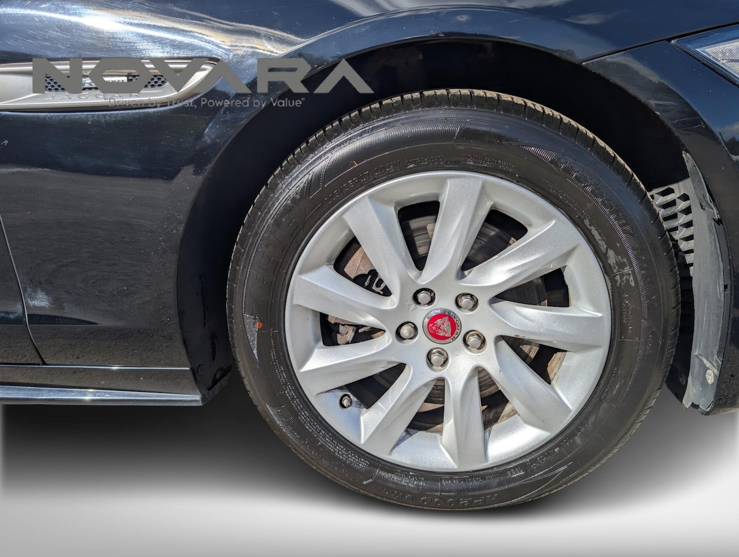 Used Jaguar XF 2018 for sale - 77762997: Photo 12