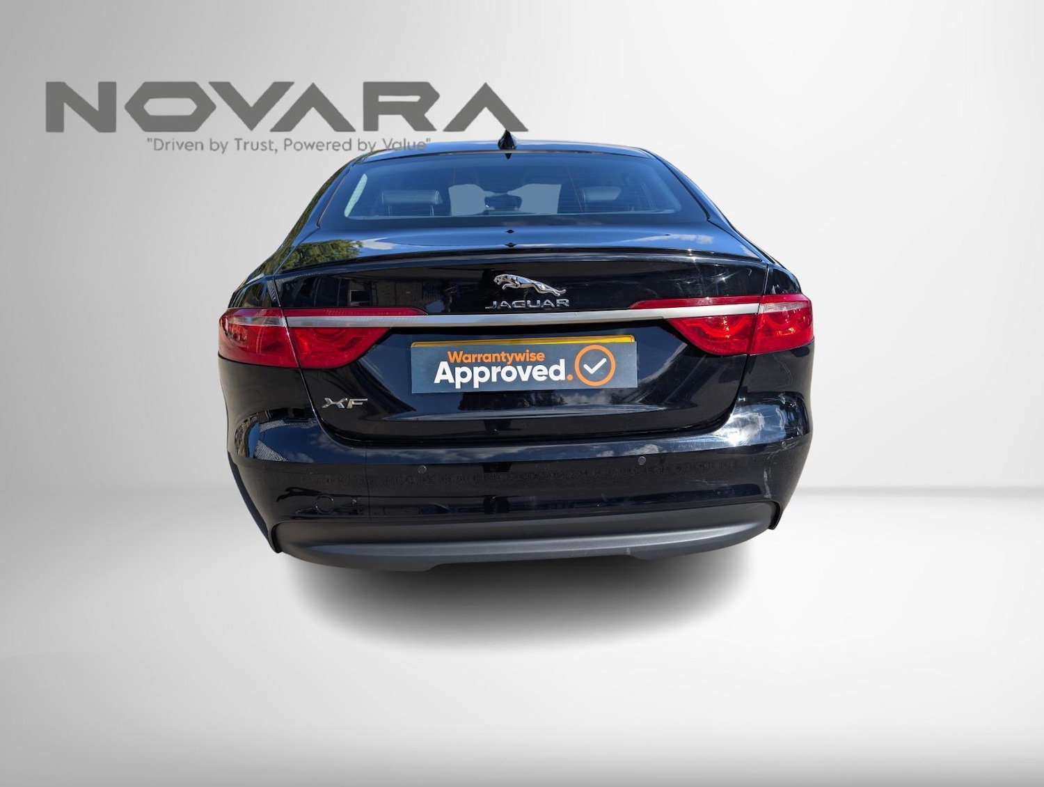 Used Jaguar XF 2018 for sale - 77762997: Photo 7