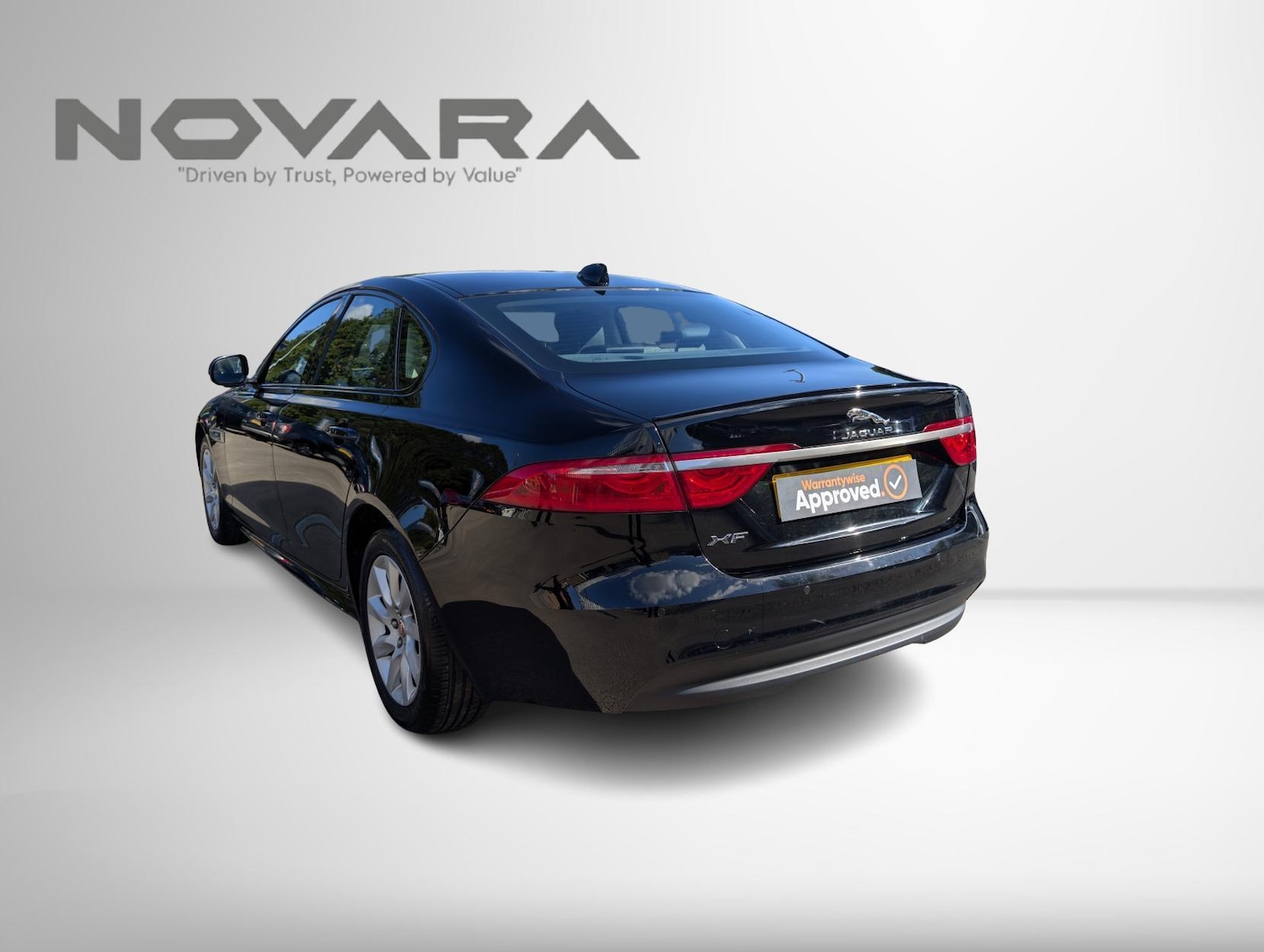 Used Jaguar XF 2018 for sale - 77762997: Photo 8