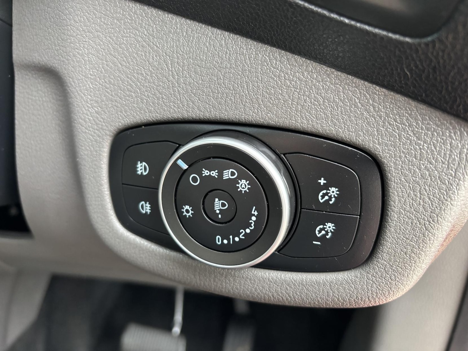 Used Ford Grand Tourneo Connect 2020 for sale - 77696981: Photo 32