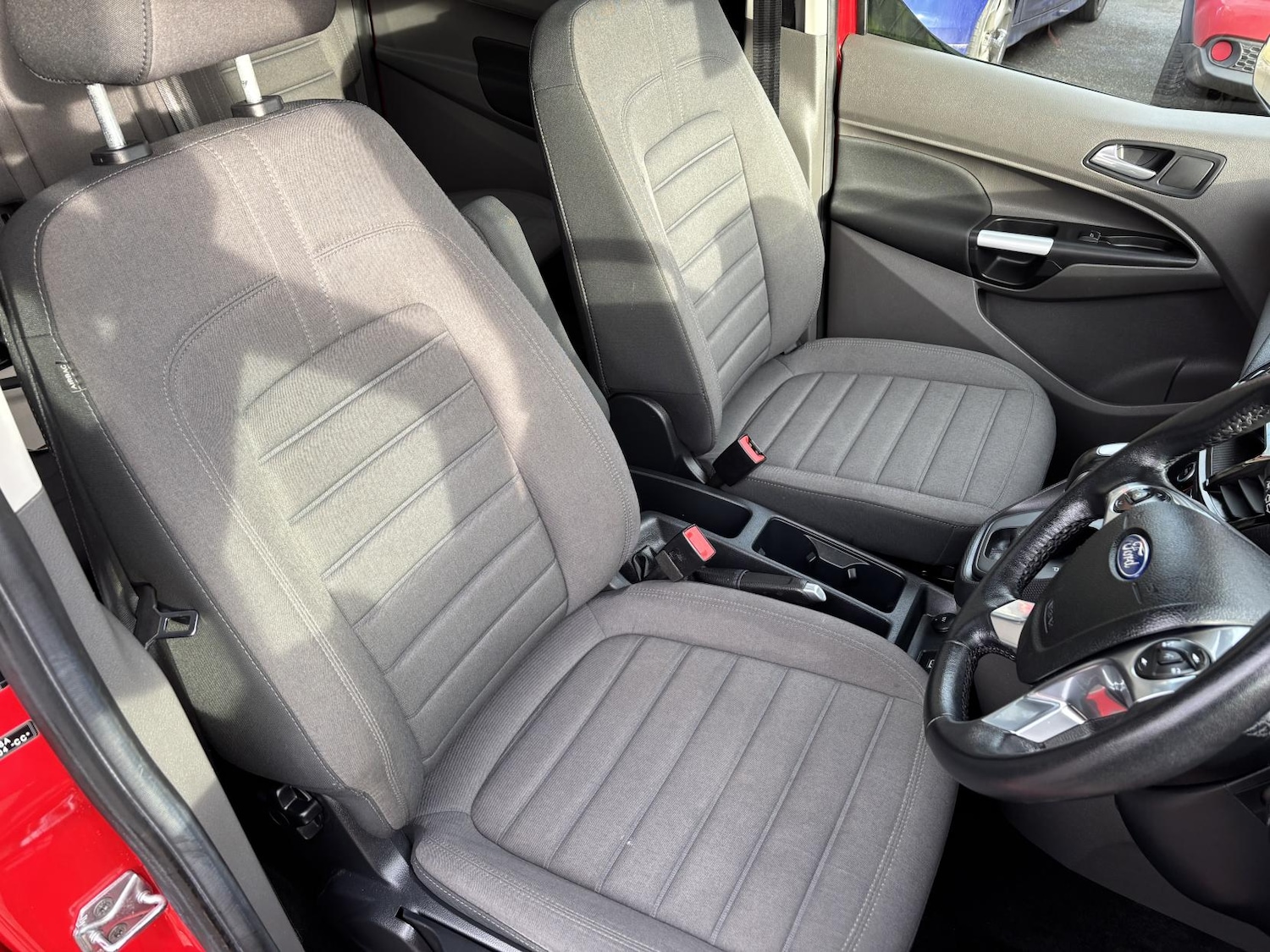 Used Ford Grand Tourneo Connect 2020 for sale - 77696981: Photo 35