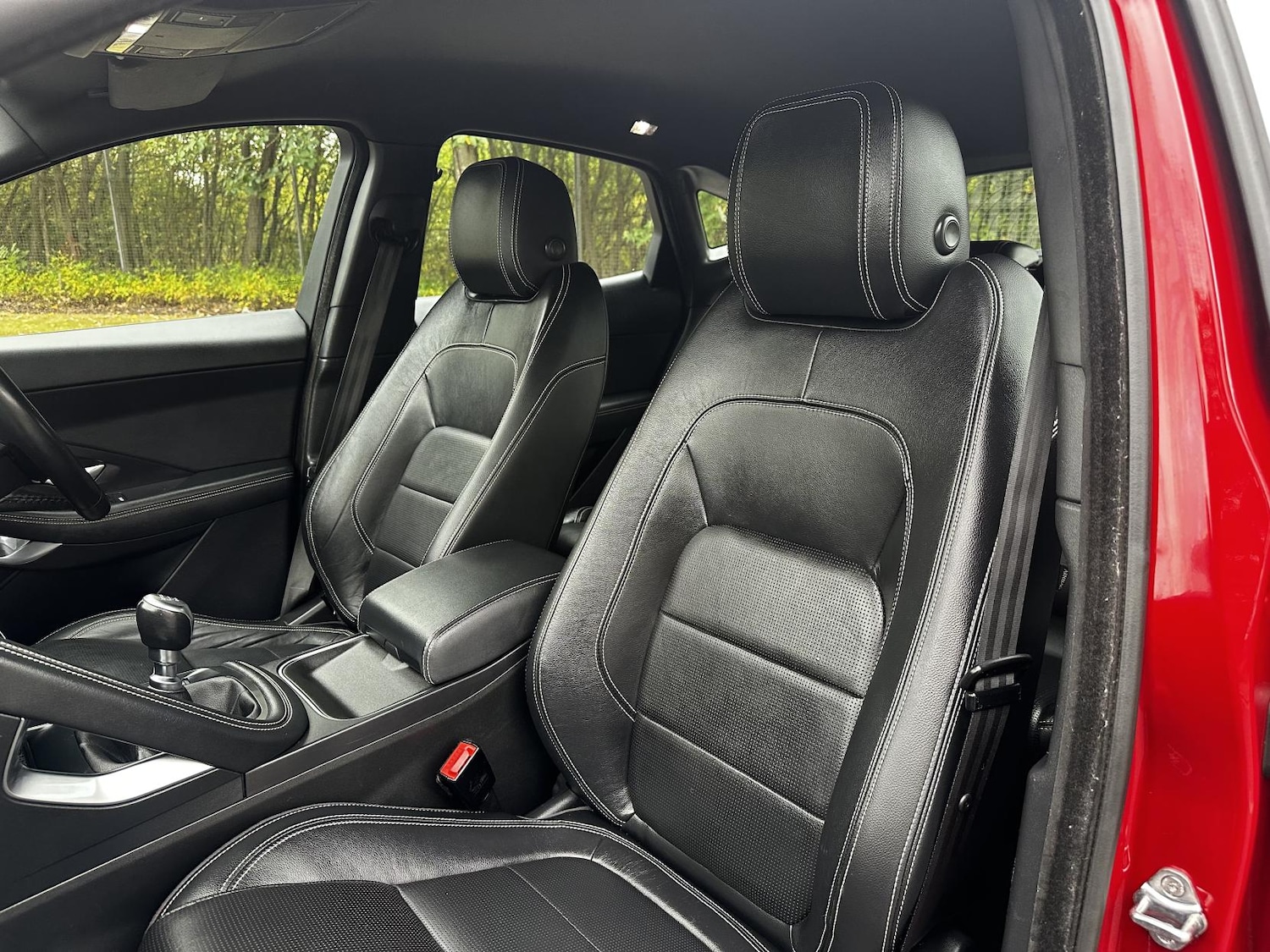 Used Jaguar E-Pace 2018 for sale - 77696972: Photo 34